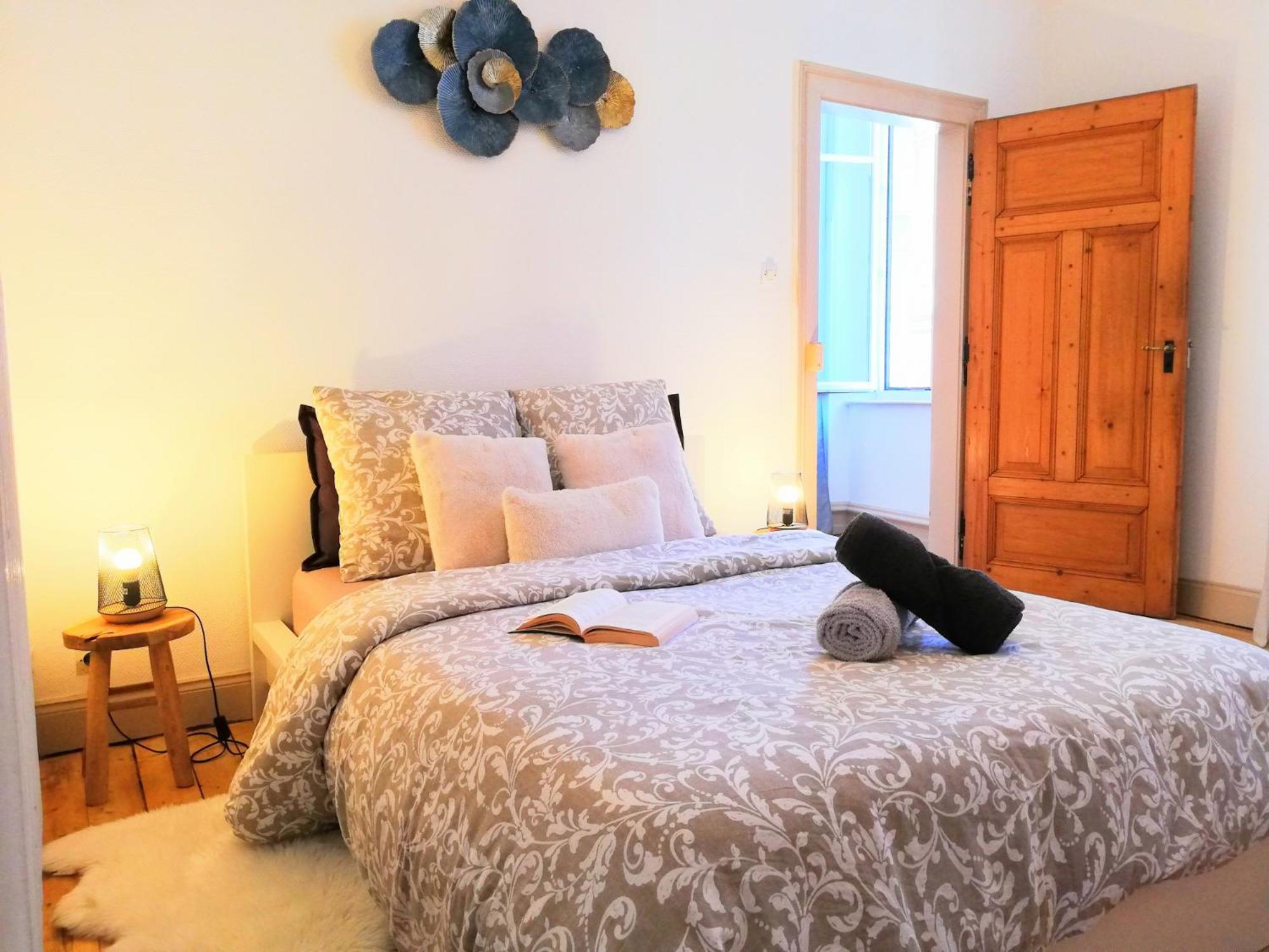 De 2 A 6 Personnes - Le Street'Art - Sarrebourg Centre - Gare A 500M - A 20 Minutes De Center Parc Et Parc Animalier Sainte-Croix - Netflix - Wifi Apartment Luaran gambar
